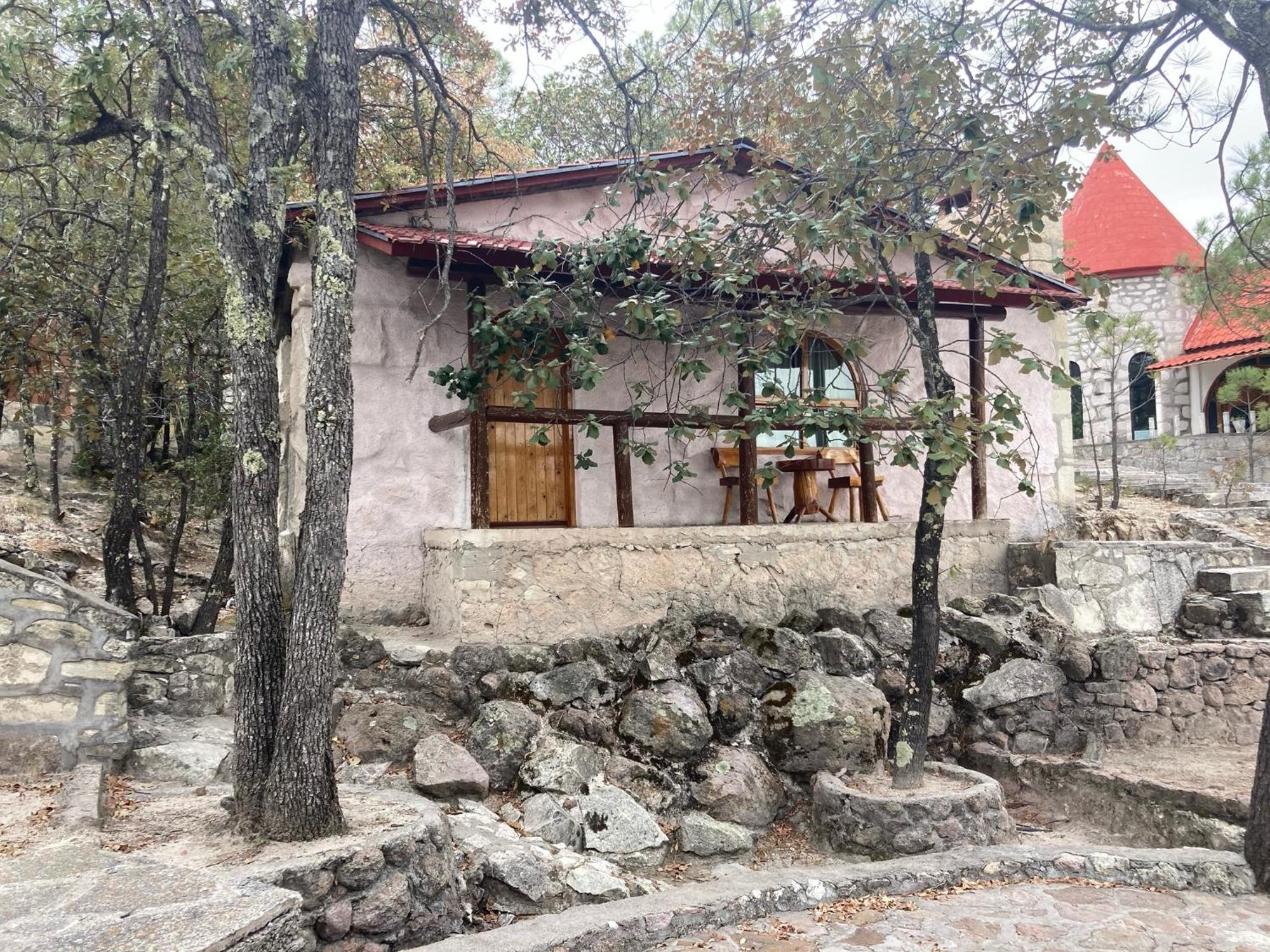 Hotel Mansión Tarahumara Areponapuchi Exterior foto