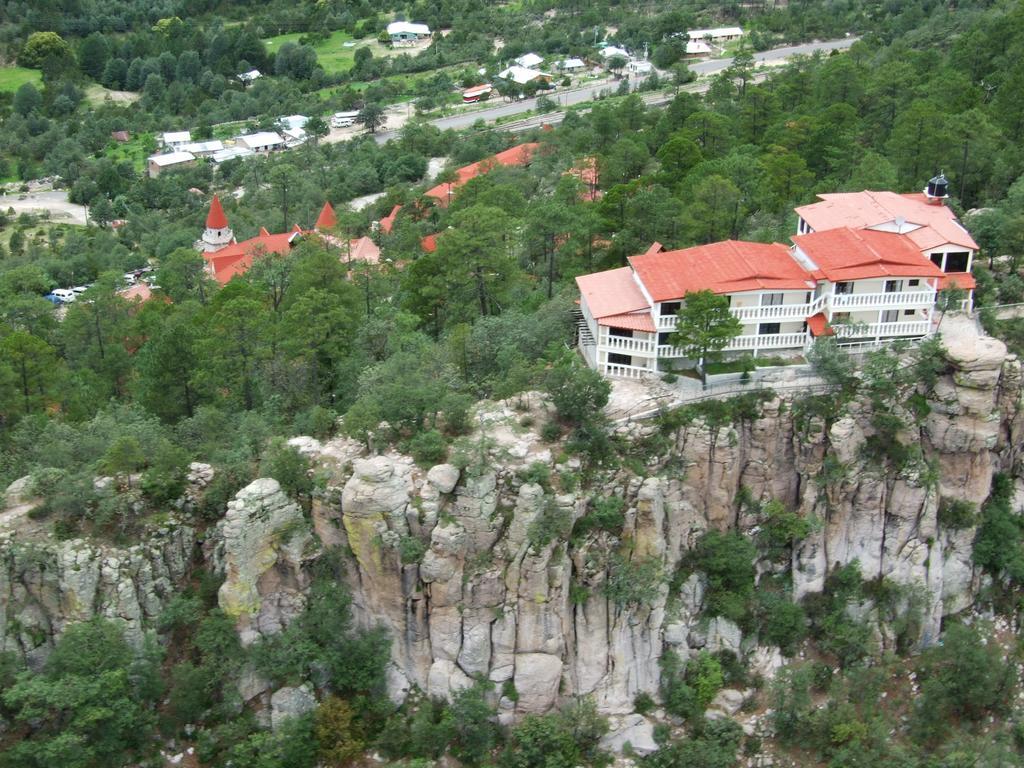 Hotel Mansión Tarahumara Areponapuchi Exterior foto